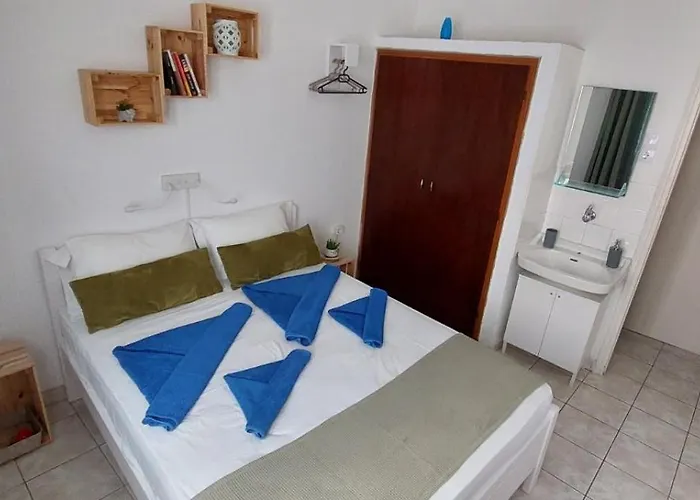 Kato Yialos Ξενοδοχείο *