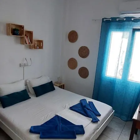 Kato Yialos 호텔 *